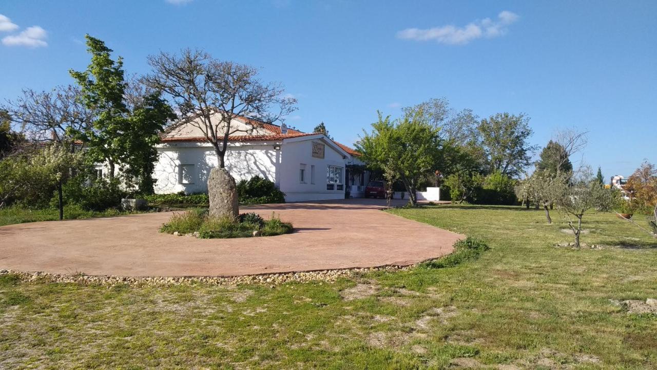 El Condado Casa Rural Fuentes de Onoro ภายนอก รูปภาพ